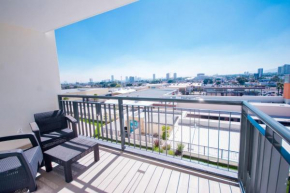 Real View Towers W305 by Casago